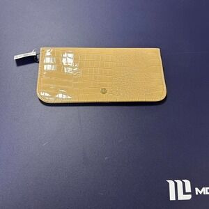 NWT Tan Samantha Brown wallet